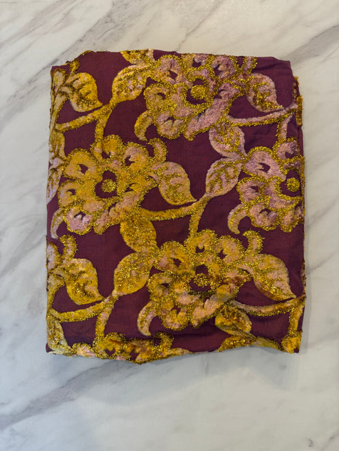 Istahil Golden Burgundy Maqbal Dirac